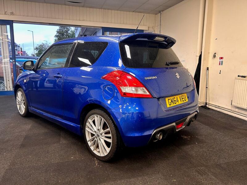 SUZUKI SWIFT