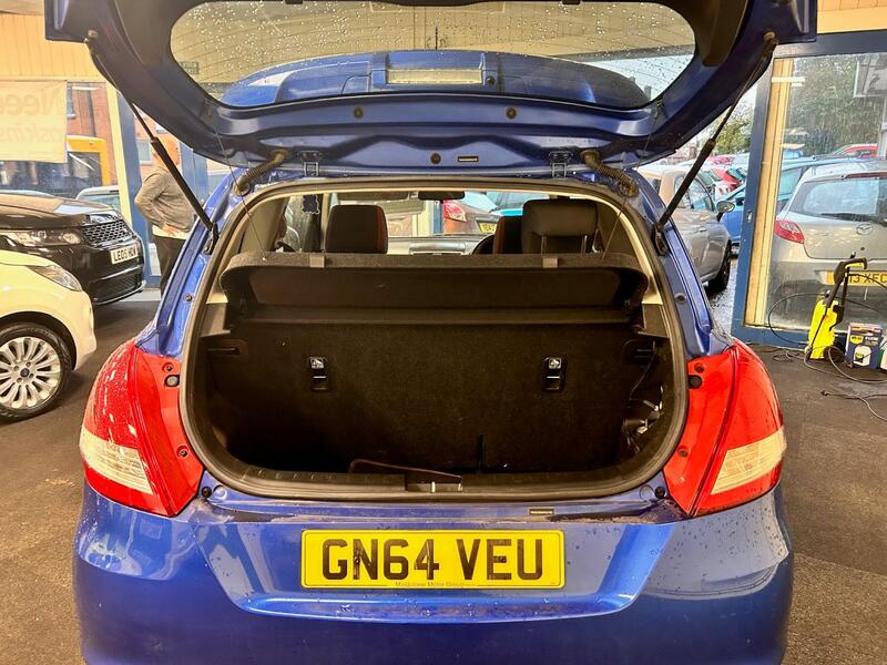 SUZUKI SWIFT
