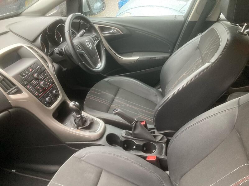 VAUXHALL ASTRA