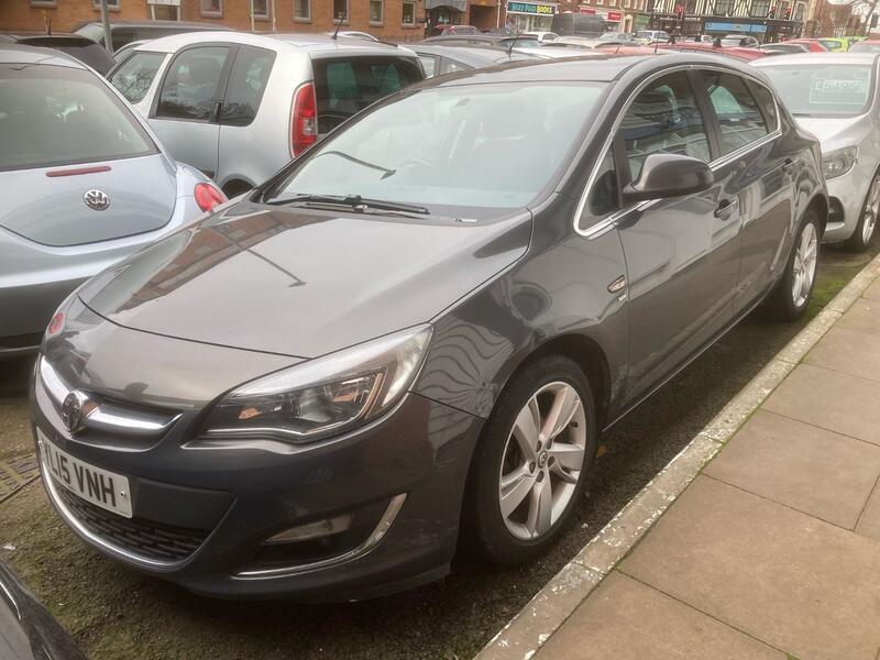 View VAUXHALL ASTRA 1.6 i SRi 