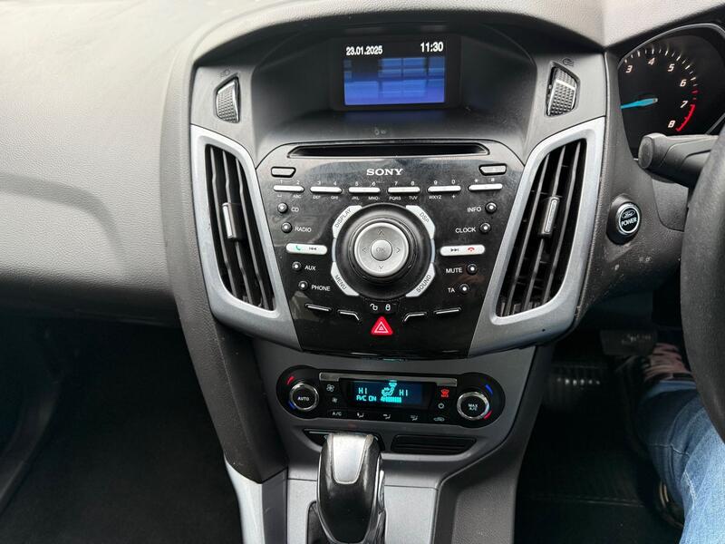 FORD FOCUS