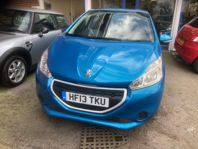 View PEUGEOT 208 1.2 VTi Access+ 