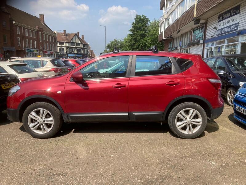 View NISSAN QASHQAI 1.6 Acenta