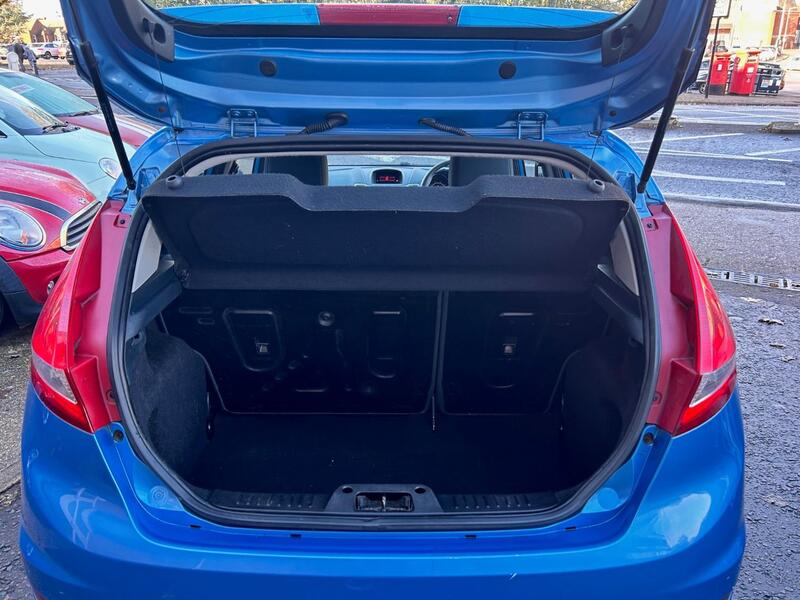 FORD FIESTA