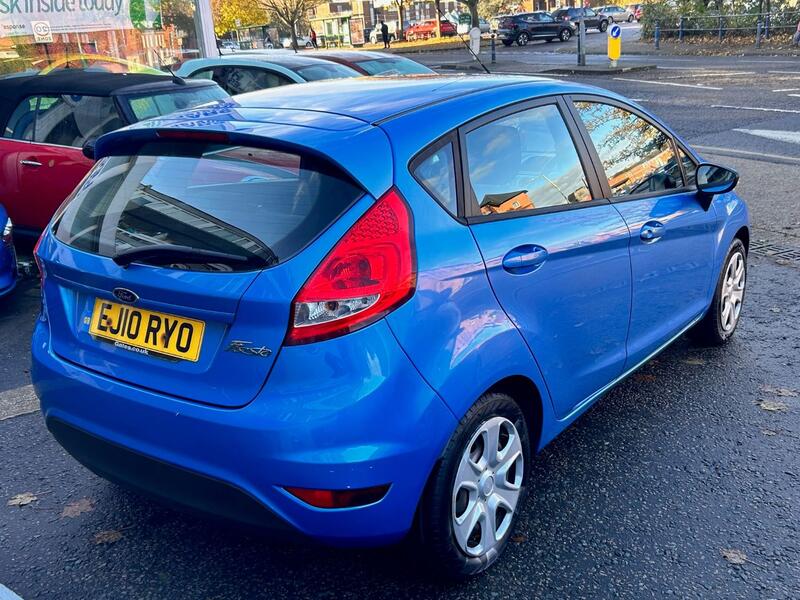 FORD FIESTA