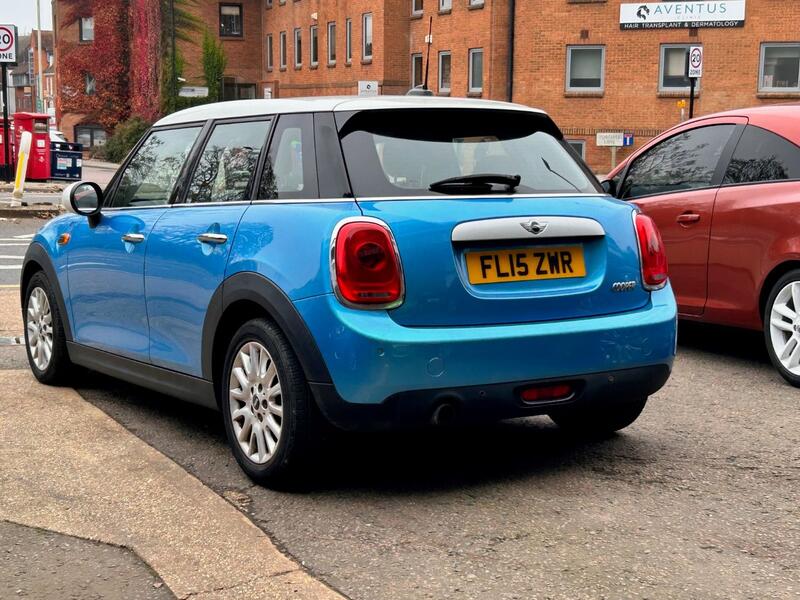 MINI HATCH