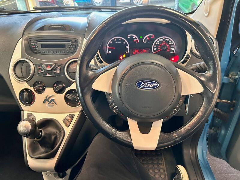 FORD KA