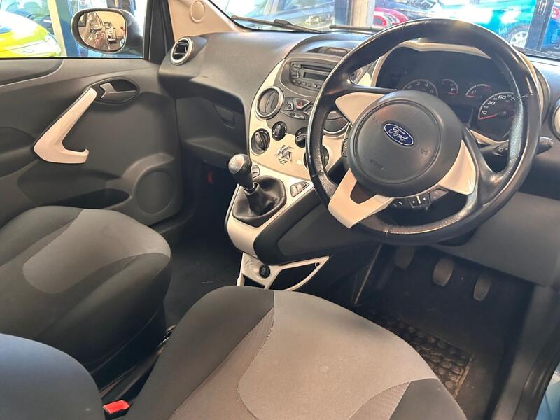 FORD KA