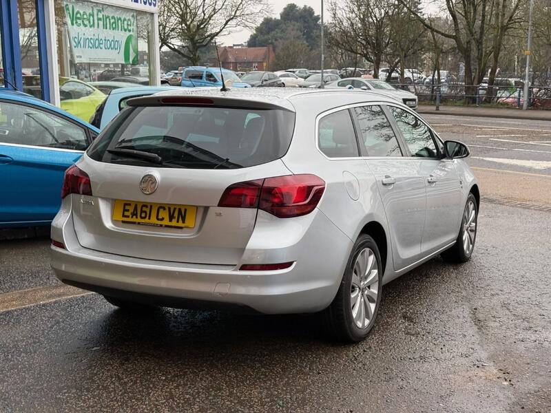 VAUXHALL ASTRA
