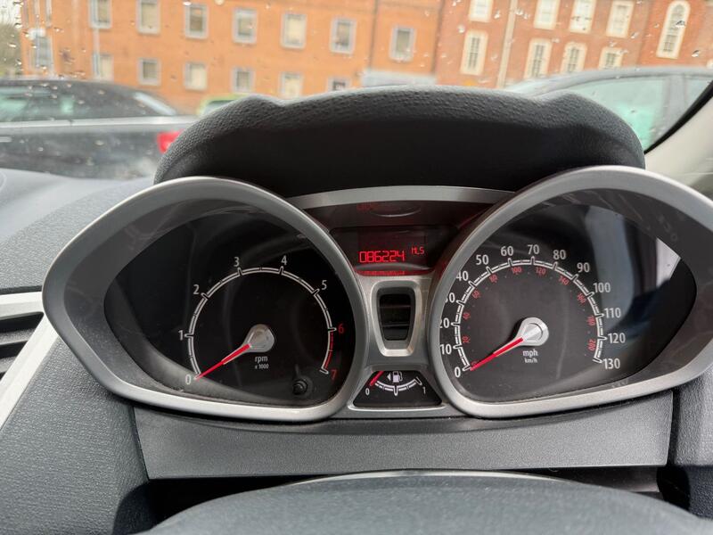FORD FIESTA