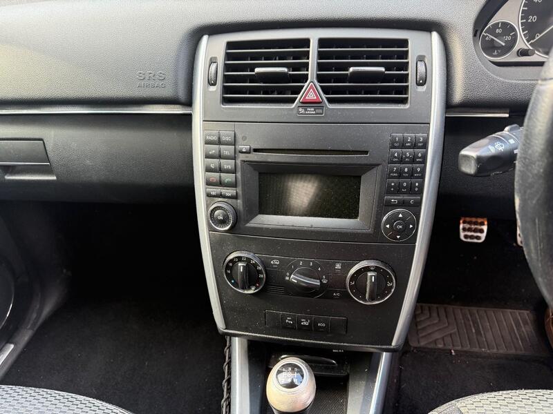 MERCEDES-BENZ B CLASS