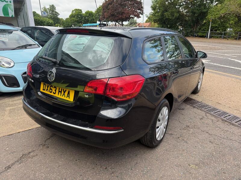 VAUXHALL ASTRA