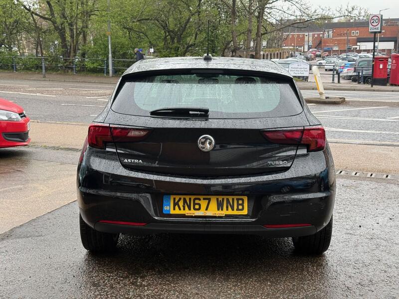 VAUXHALL ASTRA