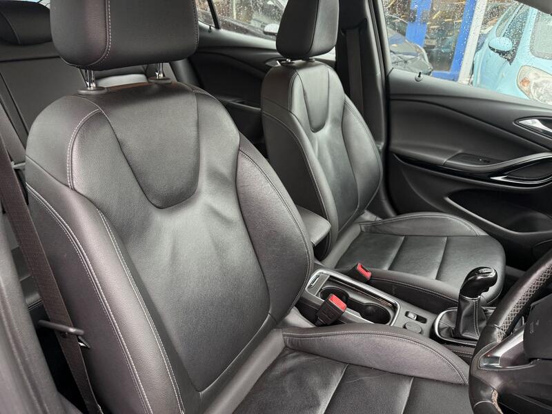 VAUXHALL ASTRA