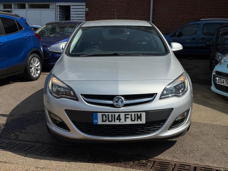 View VAUXHALL ASTRA 1.6 16v Elite