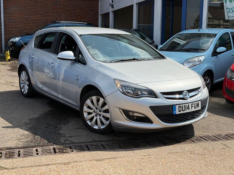 View VAUXHALL ASTRA 1.6 16v Elite