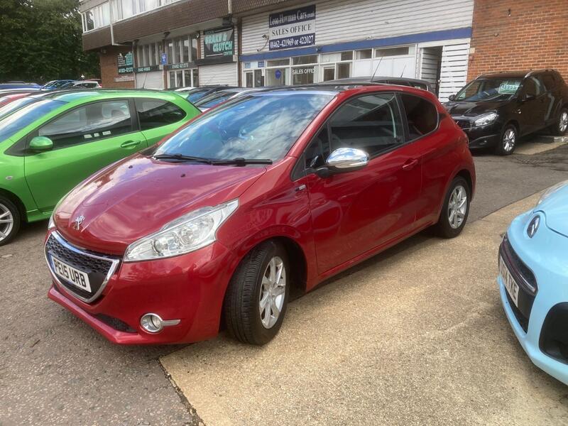 View PEUGEOT 208 1.2 VTi PureTech Style