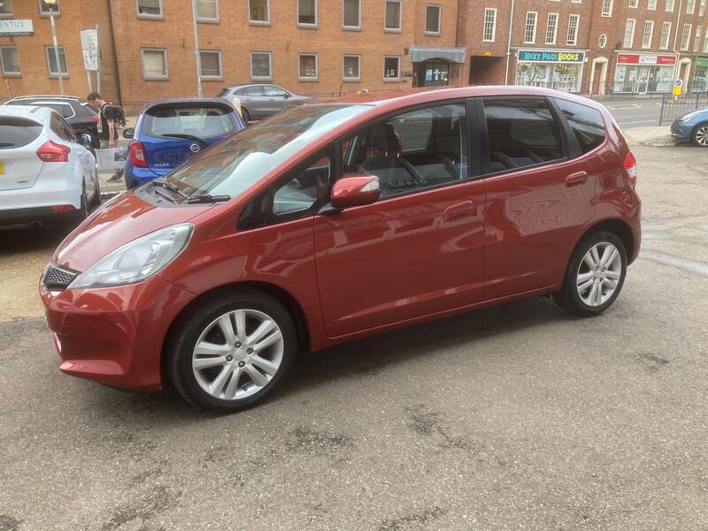 View HONDA JAZZ 1.4 i-VTEC ES Plus