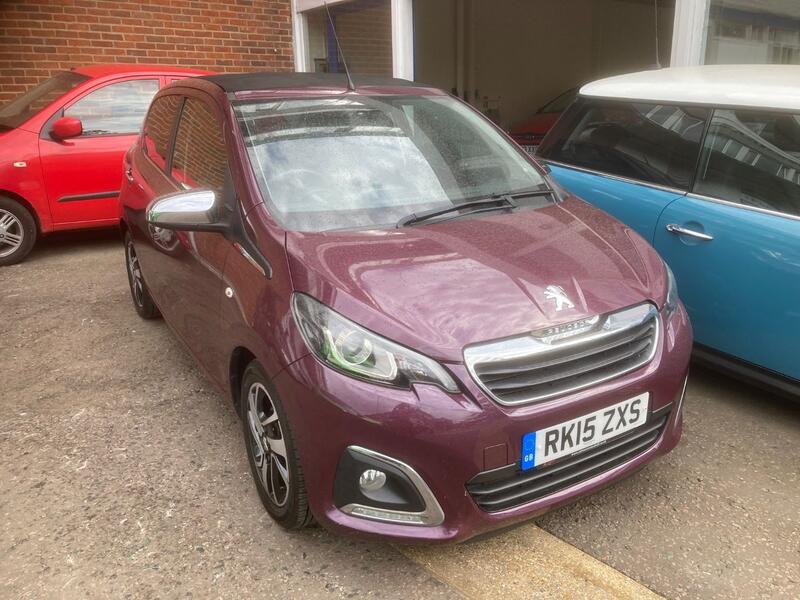 View PEUGEOT 108 1.2 VTi PureTech Allure