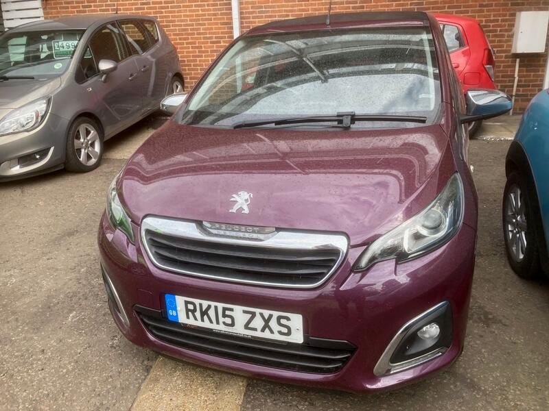 View PEUGEOT 108 1.2 VTi PureTech Allure