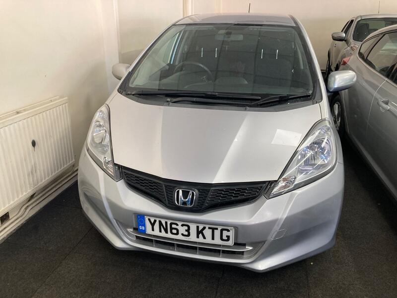 View HONDA JAZZ 1.4 i-VTEC ES Plus