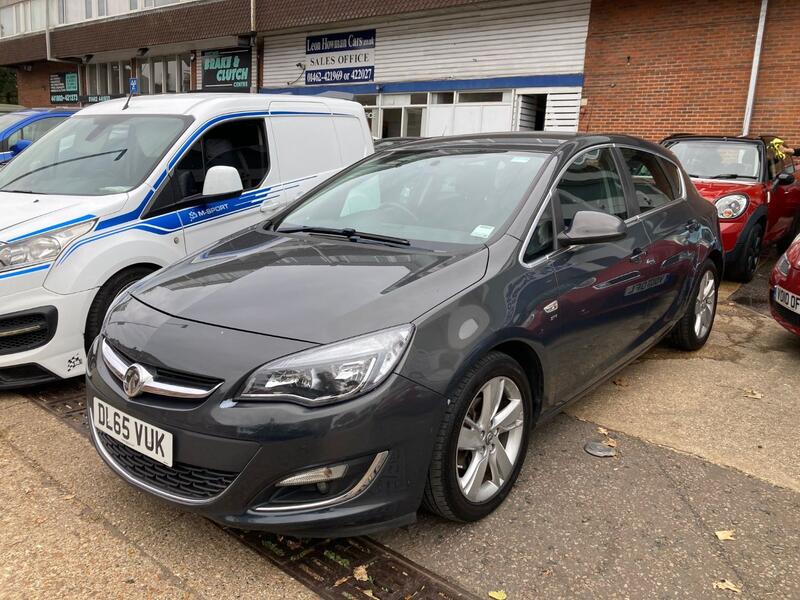 View VAUXHALL ASTRA 1.6 i SRi