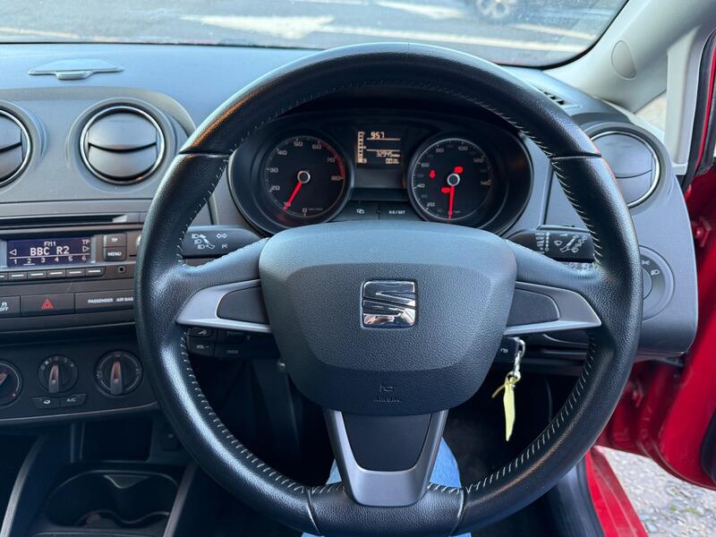 SEAT IBIZA